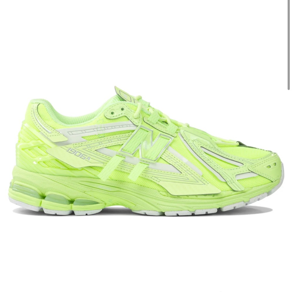 New Balance 1906a Mint Flash